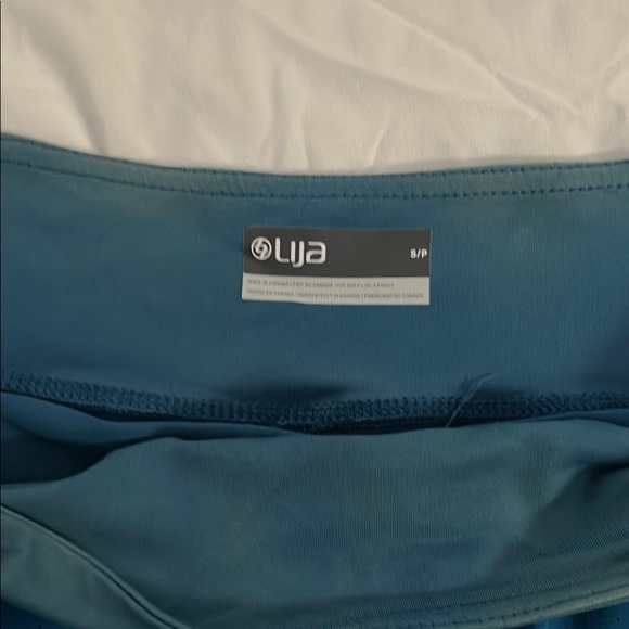 Lija Blue Skater Mini Skirt for Athletic Occasions - Picture 4 of 4